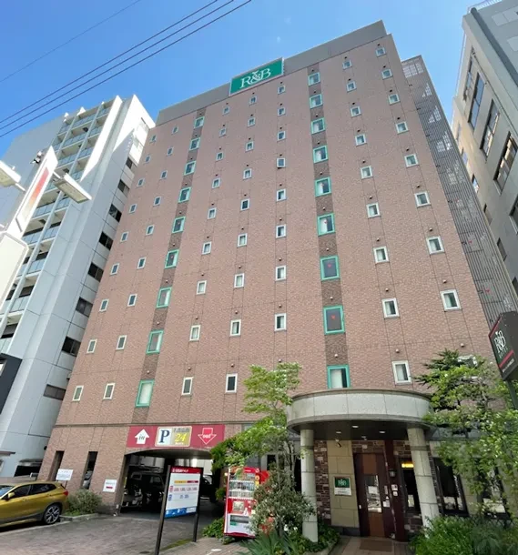 写真：R&Bホテル名古屋栄の外観