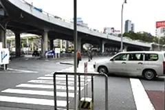 画像：JR新大阪駅 １F正面口からのアクセス