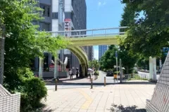 画像：JR新大阪駅 １F正面口からのアクセス