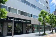 画像：JR新大阪駅 １F正面口からのアクセス