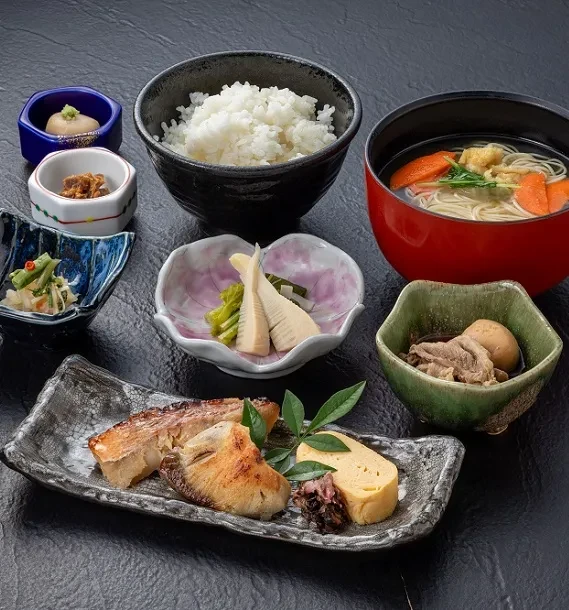 写真：地元の食材を使用した こだわりの朝食